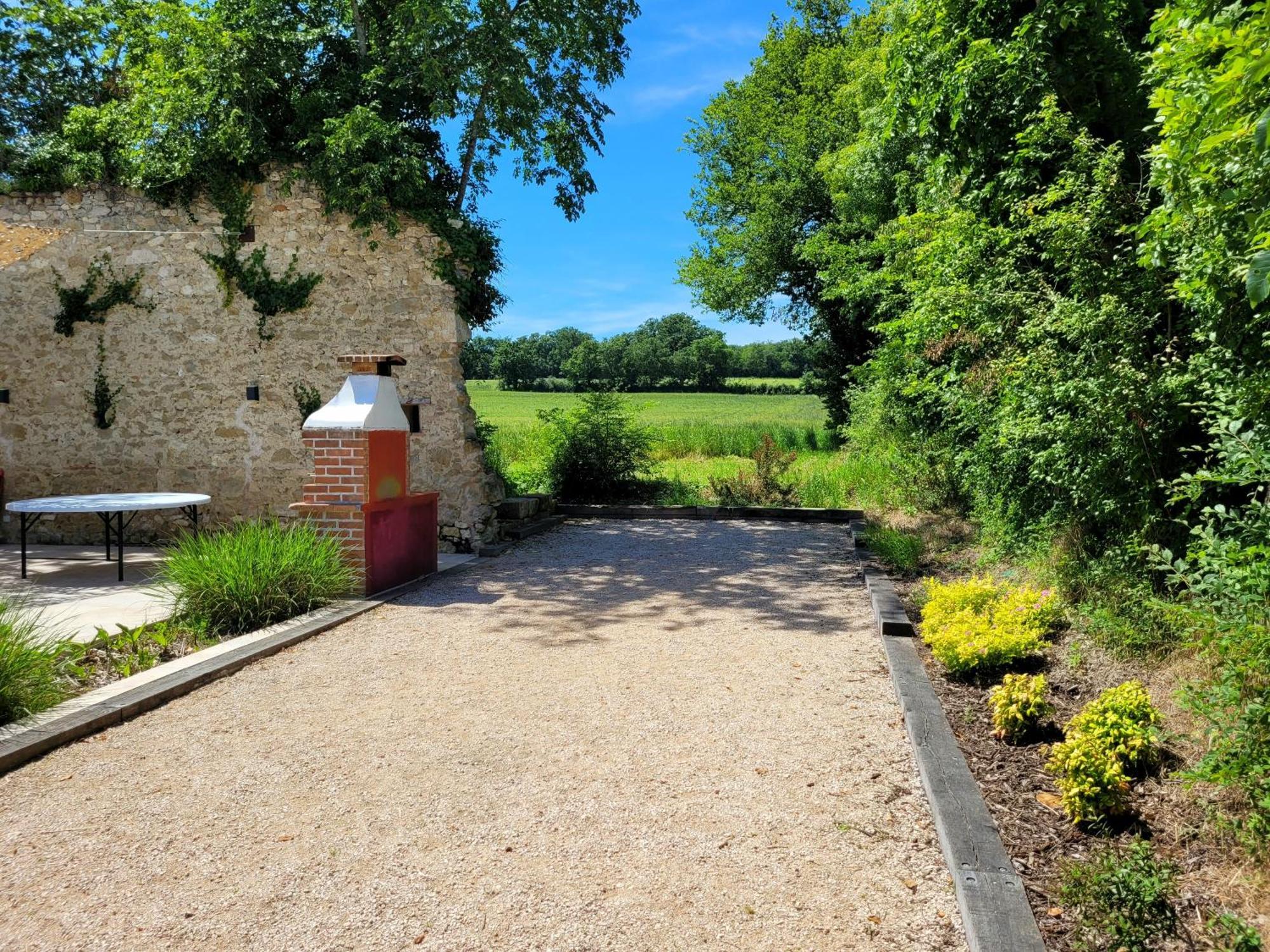 Gite Campagne Famille 15 Pers Piscine Chauffee Jeux Enfants Petanque Saint-Sauvy Exteriér fotografie