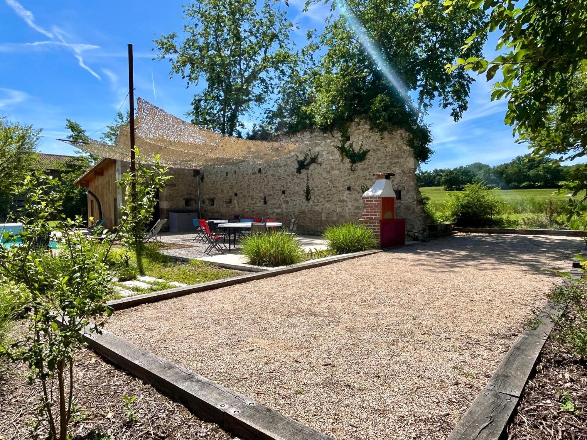 Gite Campagne Famille 15 Pers Piscine Chauffee Jeux Enfants Petanque Saint-Sauvy Exteriér fotografie