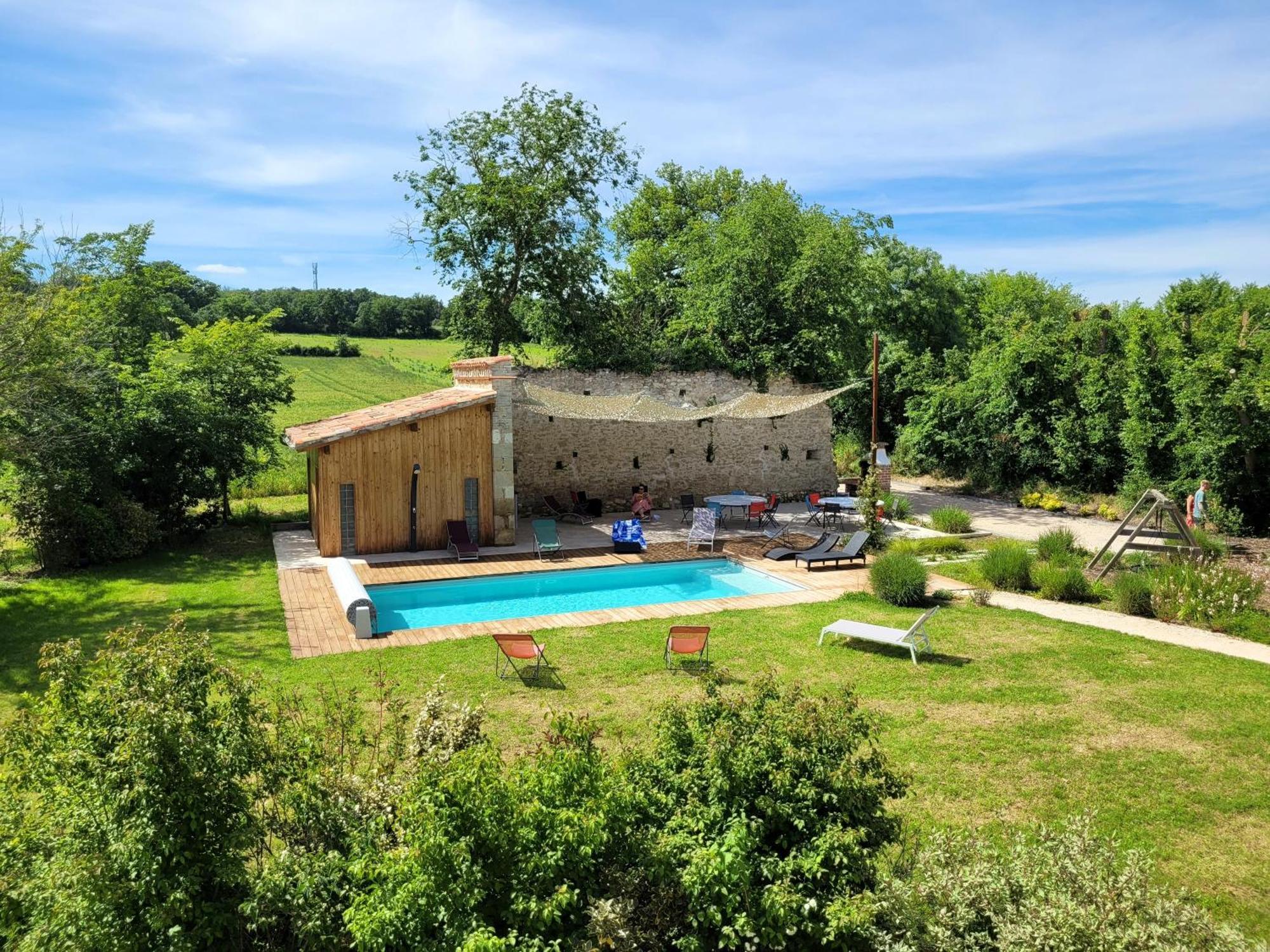 Gite Campagne Famille 15 Pers Piscine Chauffee Jeux Enfants Petanque Saint-Sauvy Exteriér fotografie